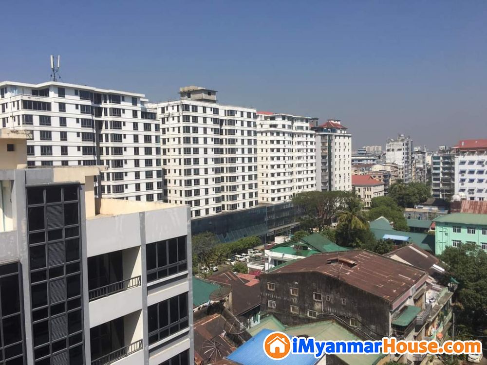 အသင့်နေ ကွန်ဒိုအခန်း အဆောင် ငှားမည် - Post ad for hostel - ဗိုလ်တထောင် (Botahtaung) - ရန်ကုန်တိုင်းဒေသကြီး (Yangon Region) - 300000 - H-23703 | iMyanmarHouse.com