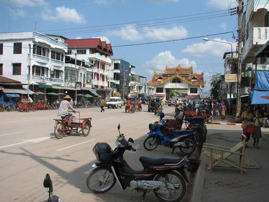 ျမဝတီတံတား အမွတ္ (၂ ) ဖြင့္လွစ္အျပီး အိမ္ျခံေျမေစ်းကြက္ေကာင္းမြန္လာ - Property News in Myanmar from iMyanmarHouse.com