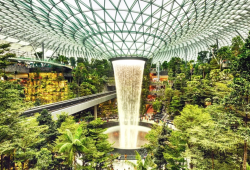 Oscars for airports' names Singapore Changi best airport in the w