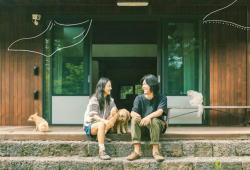 တောင်ကိုရီးယားအဆိုတော် Lee Hyori ၏ စံအိမ်သို့ ကမ္ဘာလှည့်ခရီးသည်များ အလုံးအရင်း လာရောက်ကြည့်ရှု နေကြမှုကြောင့် ရောင်းထုတ်