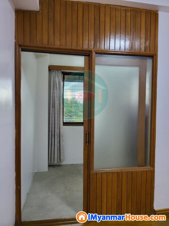 ဗဟန်း ရွှေဂုံတိုင်တာဝါတွင် အိပ်ခန်း ၄ခန်း ပြင်ဆင်ထားသော အခန်းငှားမည်။ - ငှါးရန် - ဗဟန်း (Bahan) - ရန်ကုန်တိုင်းဒေသကြီး (Yangon Region) - 7 သိန်း (ကျပ်) - R-19846149 | iMyanmarHouse.com