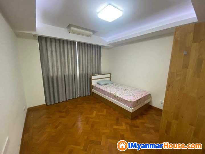 Star City Condo မှ 3 Bed room အခန်းသန့် ညှိနှိုင်းဈေးဖြင့် ငှားရန်ရှိသည်။ - For Rent - သံလျင် (Thanlyin) - ရန်ကုန်တိုင်းဒေသကြီး (Yangon Region) - 10 Lakh (Kyats) - R-19781144 | iMyanmarHouse.com