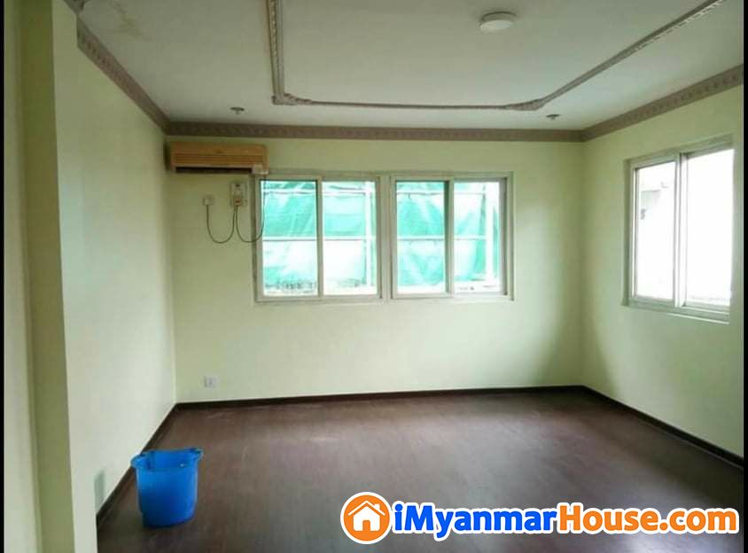 ရွှေပိတောက်ရိပ်မွန် အဆင့်မြင့်အိမ်ရာတွင် အခန်းငှားရန်ရှိသည် - ငှါးရန် - ကမာရွတ် (Kamaryut) - ရန်ကုန်တိုင်းဒေသကြီး (Yangon Region) - 6 သိန်း (ကျပ်) - R-19900157 | iMyanmarHouse.com