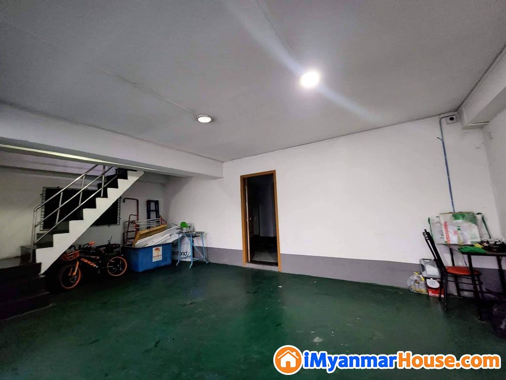 လမ်းမတန်း Office Building ငှားမည် - ငှါးရန် - မရမ်းကုန်း (Mayangone) - ရန်ကုန်တိုင်းဒေသကြီး (Yangon Region) - 65 သိန်း (ကျပ်) - R-19903704 | iMyanmarHouse.com