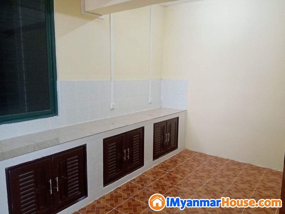 ပုလဲကွန်ဒိုအငှားခန်းလေးပါရှင် တလ 11 သိန်း (ညှိနှိုင်းနိုင်) - For Rent - ဗဟန်း (Bahan) - ရန်ကုန်တိုင်းဒေသကြီး (Yangon Region) - 11 Lakh (Kyats) - R-20043257 | iMyanmarHouse.com