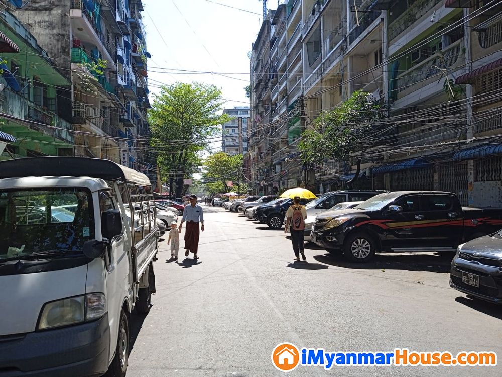 RA1-003210, For Rent Apartment, လမ္ း၅၀ (အေပၚ) ဗိုလ္တေထာင္ၿမိဳ႕နယ္တြင္ (၃လႊာ) တုိက္ခန္း ငွာရန္ရွိပါသည္။ - ငှါးရန် - ဗိုလ်တထောင် (Botahtaung) - ရန်ကုန်တိုင်းဒေသကြီး (Yangon Region) - 3.30 သိန်း (ကျပ်) - R-20168702 | iMyanmarHouse.com