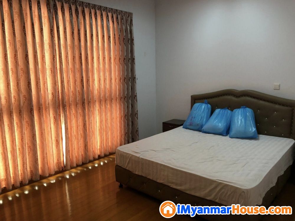 Hill Top VISTA Condo For Rent ငှါးရန် အလုံ (Ahlone) ရန်ကုန်တိုင