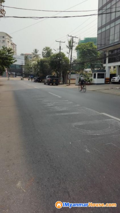 လှိုင်၊ ကန်လမ်း ပေအကျယ် - (40×50) 4RC For Rent - ငှါးရန် - လှိုင် (Hlaing) - ရန်ကုန်တိုင်းဒေသကြီး (Yangon Region) - 47 သိန်း (ကျပ်) - R-20231797 | iMyanmarHouse.com