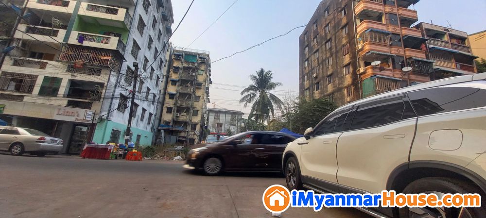 မြေညီထပ် အငှား=၅သိန်း ၊ ဗဟိုလမ်းမပေါ် ၊ စမ်းချောင်း။ - ငှါးရန် - စမ်းချောင်း (Sanchaung) - ရန်ကုန်တိုင်းဒေသကြီး (Yangon Region) - 5 သိန်း (ကျပ်) - R-20248290 | iMyanmarHouse.com