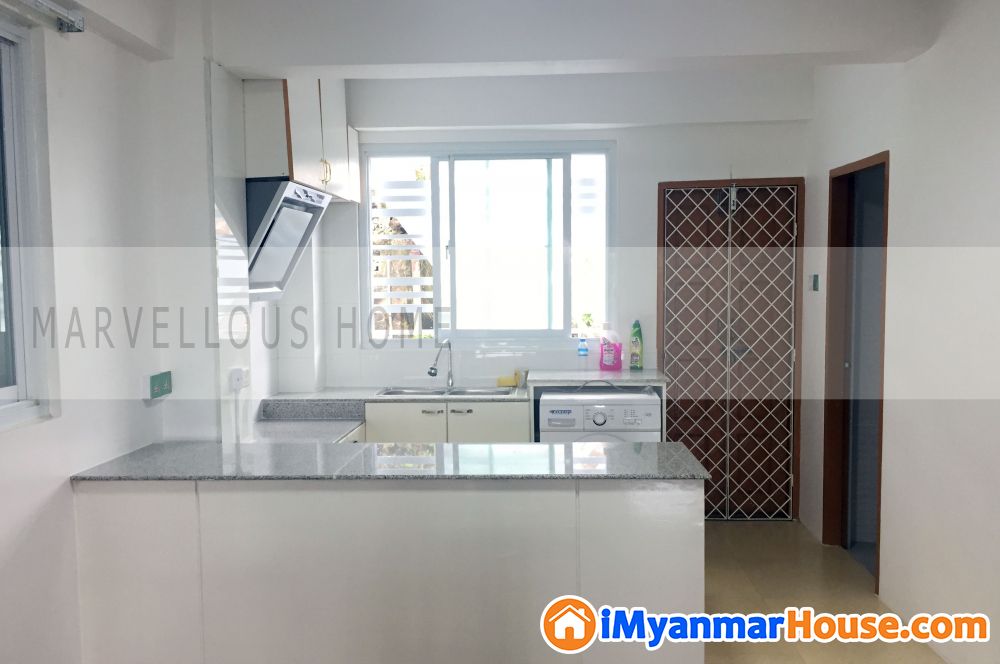 2BR Downtown Condo For Rent (Backup Power & Fair Price), - ငှါးရန် - ပုဇွန်တောင် (Pazundaung) - ရန်ကုန်တိုင်းဒေသကြီး (Yangon Region) - 8 သိန်း (ကျပ်) - R-20263432 | iMyanmarHouse.com