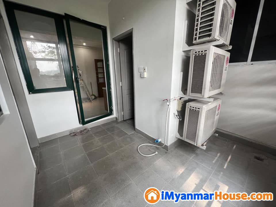 🌿 Pun Hlaing &quot;𝐄𝐯𝐞𝐫 𝐆𝐫𝐞𝐞𝐧 𝐂𝐨𝐧𝐝𝐨&quot; For Rent 🌿 - ငှါးရန် - လှိုင်သာယာ (Hlaingtharya) - ရန်ကုန်တိုင်းဒေသကြီး (Yangon Region) - $ 1,500 (အမေရိကန်ဒေါ်လာ) - R-20323229 | iMyanmarHouse.com