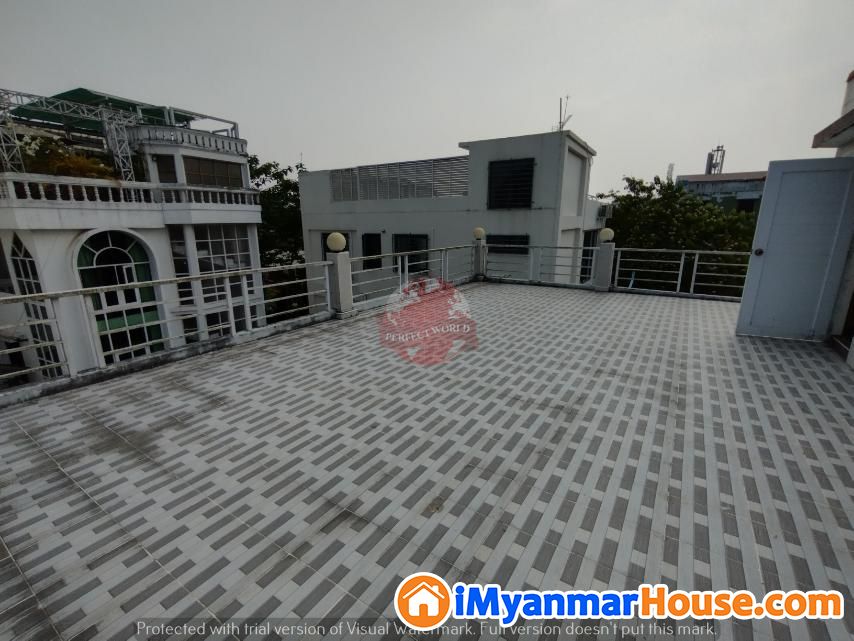 ဗဟန္း ေရႊေတာင္ၾကားတြင္ လုပ္ငန္းလုပ္ရန္ေကာင္း လံုးခ်င္းအငွား - ငှါးရန် - ဗဟန်း (Bahan) - ရန်ကုန်တိုင်းဒေသကြီး (Yangon Region) - 20 သိန်း (ကျပ်) - R-20369775 | iMyanmarHouse.com