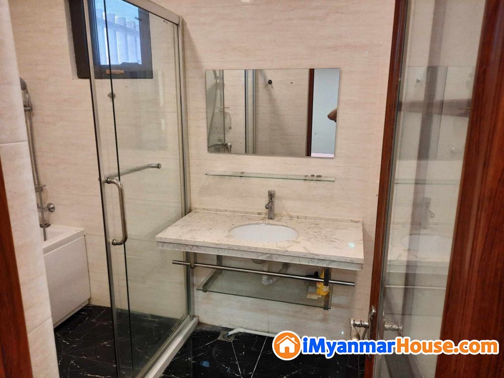 Diamond Hill Residence တွင် အခန်းငှားရန်ရှိသည် For Rent ဗဟန်း