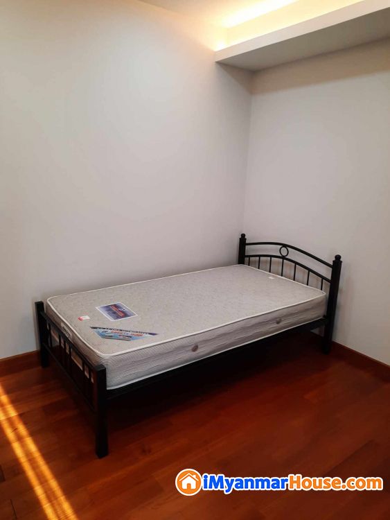 Diamond Hill Residence တွင် အခန်းငှားရန်ရှိသည် For Rent ဗဟန်း