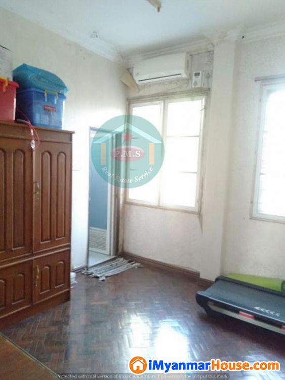 ရန်ကင်း ဘောက်ထော် စွန်းလွန်းဂူလမ်းသွယ်တွင် လုံးချင်းအိမ်ရောင်းရန်ရှိသည်။ - ရောင်းရန် - ရန်ကင်း (Yankin) - ရန်ကုန်တိုင်းဒေသကြီး (Yangon Region) - 8,500 သိန်း (ကျပ်) - S-10296327 | iMyanmarHouse.com