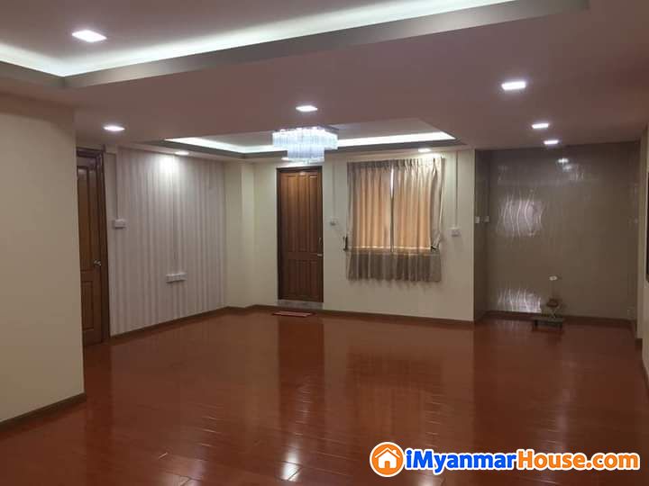 ဗိုလ်တထောင်မြို့နယ်၊ ကွန်ဒိုအခန်းသန့်ရောင်းမည် - ရောင်းရန် - ဗိုလ်တထောင် (Botahtaung) - ရန်ကုန်တိုင်းဒေသကြီး (Yangon Region) - 2,350 သိန်း (ကျပ်) - S-10023626 | iMyanmarHouse.com