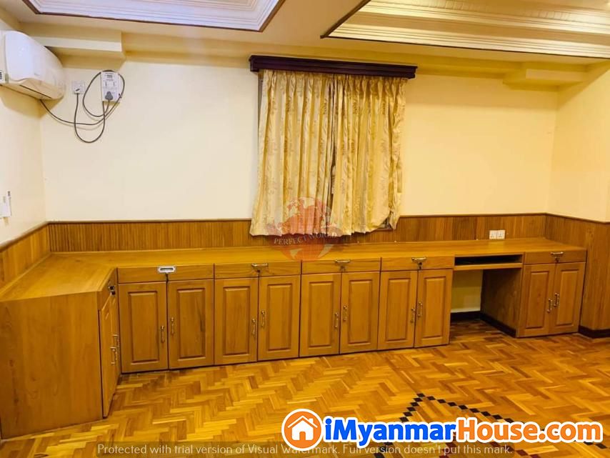 ဗိုလ္တေထာင္ လမ္း 50 အနီး ကားပါကင္ပါ ကြန္ဒိုအခန္းေရာင္းမည္ - ရောင်းရန် - ဗိုလ်တထောင် (Botahtaung) - ရန်ကုန်တိုင်းဒေသကြီး (Yangon Region) - 3,200 သိန်း (ကျပ်) - S-10133532 | iMyanmarHouse.com
