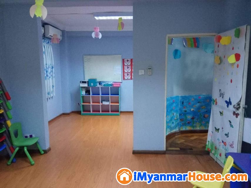 ရွှေကမ္ဘာအဆင့်မြင့်အိမ်ရာတွင် ကွန်ဒို အခန်းရောင်းရန်ရှိသည် - ရောင်းရန် - မရမ်းကုန်း (Mayangone) - ရန်ကုန်တိုင်းဒေသကြီး (Yangon Region) - 1,850 သိန်း (ကျပ်) - S-10032892 | iMyanmarHouse.com
