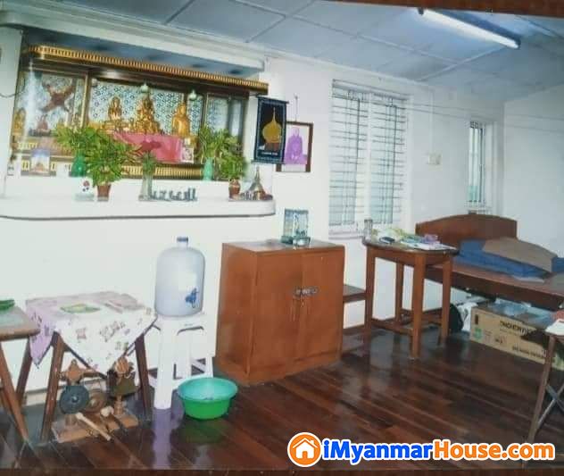 ရန်ကင်း_ကျောက်ကုန်း နေရာကောင်းတွင်ရှိသော (၂)ထပ်လုံးချင်းတိုက်(ဘိုးဘွာပိုင်ဂရန်အမည်ပေါက်) အရောင်း - ရောင်းရန် - ရန်ကင်း (Yankin) - ရန်ကုန်တိုင်းဒေသကြီး (Yangon Region) - 4,000 သိန်း (ကျပ်) - S-10171415 | iMyanmarHouse.com