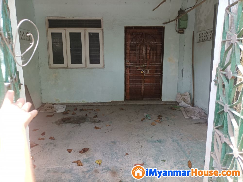 အိမ်ရောင်းရန် - ရောင်းရန် - မြောက်ဥက္ကလာပ (North Okkalapa) - ရန်ကုန်တိုင်းဒေသကြီး (Yangon Region) - 550 သိန်း (ကျပ်) - S-10198650 | iMyanmarHouse.com