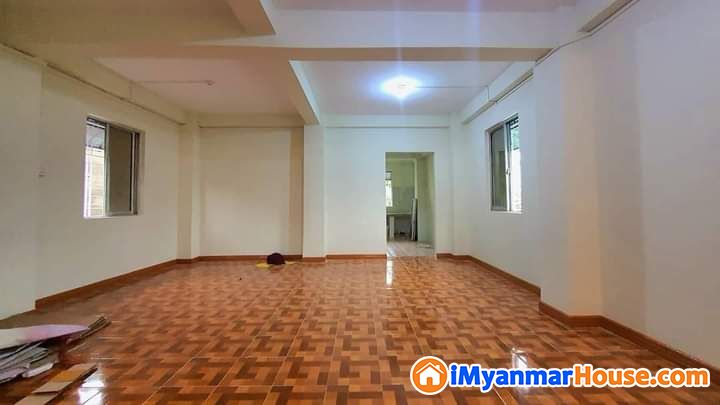 ရတနာလမ်းနီး /မလိခအိမ်ယာနီး/18×54 1F Hall - ရောင်းရန် - တောင်ဥက္ကလာပ (South Okkalapa) - ရန်ကုန်တိုင်းဒေသကြီး (Yangon Region) - 650 သိန်း (ကျပ်) - S-10205888 | iMyanmarHouse.com