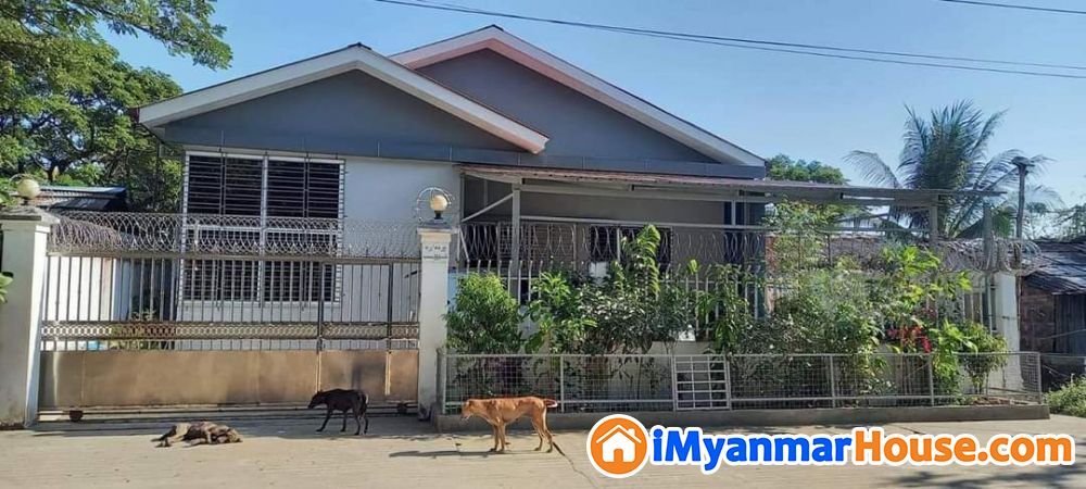 အရှေ့ဒဂုံမြို့နယ် ၁၂ရပ်ကွက် မှာရှိတဲ့ လုံးချင်းအိမ်လေး ကို တင်ပေးမှာဖြစ်ပါတယ် - ရောင်းရန် - ဒဂုံမြို့သစ် အရှေ့ပိုင်း (Dagon Myothit (East)) - ရန်ကုန်တိုင်းဒေသကြီး (Yangon Region) - 1,500 သိန်း (ကျပ်) - S-10233875 | iMyanmarHouse.com