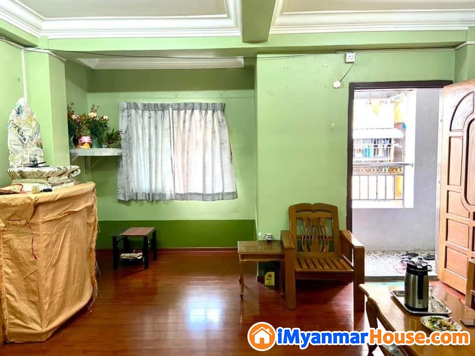 စမ်းချောင်းမြို့နယ်ပေကျယ်အရောင်းခန်းပါ - ရောင်းရန် - စမ်းချောင်း (Sanchaung) - ရန်ကုန်တိုင်းဒေသကြီး (Yangon Region) - 1,100 သိန်း (ကျပ်) - S-10340866 | iMyanmarHouse.com