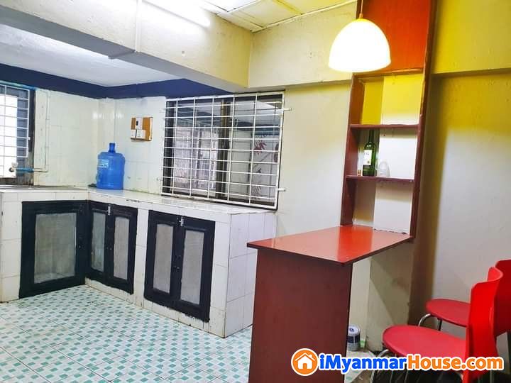 fully furnishedပြင်ဆင်ထားတဲ့ ပစ္စည်းအစုံပါစမ်းချောင်း၆လွှာ ကန်ထရိုက်တိုက်ခန်း ရောင်းပါမည်။ - ရောင်းရန် - စမ်းချောင်း (Sanchaung) - ရန်ကုန်တိုင်းဒေသကြီး (Yangon Region) - 375 သိန်း (ကျပ်) - S-10342329 | iMyanmarHouse.com