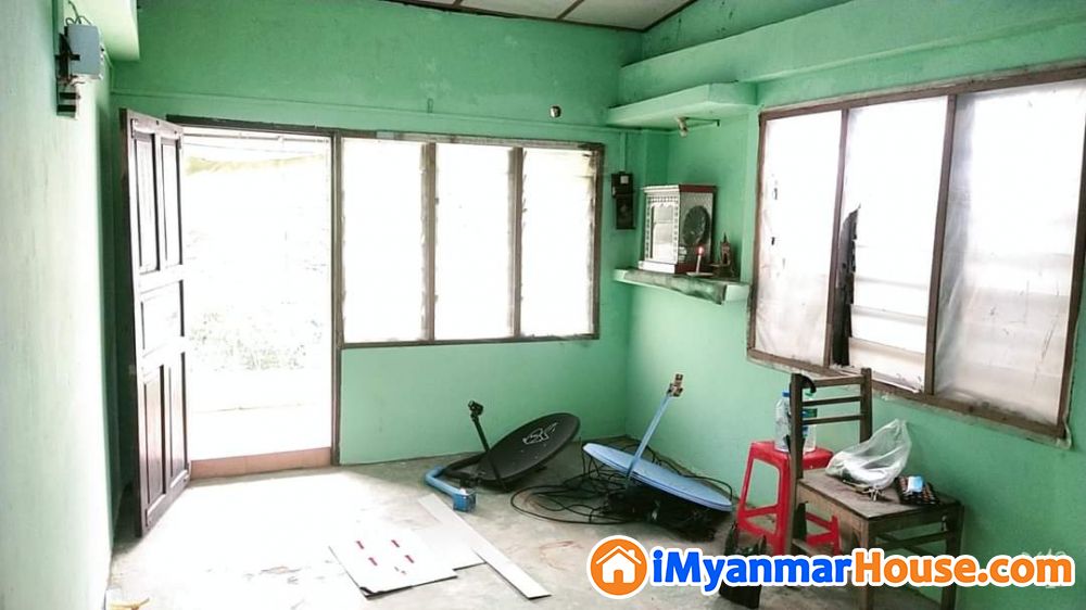 အလုံမြို့နယ် ငုဝါလမ်း တိုက်ခန်း - ရောင်းရန် - အလုံ (Ahlone) - ရန်ကုန်တိုင်းဒေသကြီး (Yangon Region) - 280 သိန်း (ကျပ်) - S-10374600 | iMyanmarHouse.com