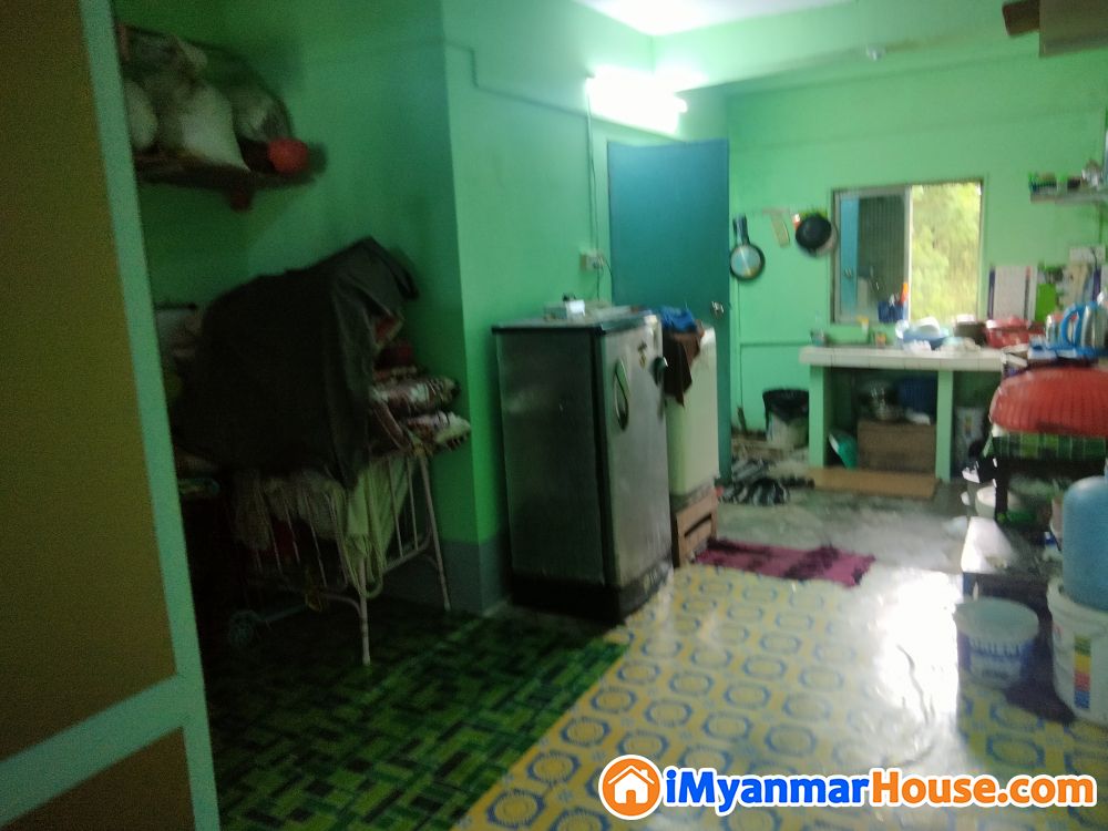 ၄လွားတိုက်ခန်းရောင်းမည် - ရောင်းရန် - သင်္ဃန်းကျွန်း (Thingangyun) - ရန်ကုန်တိုင်းဒေသကြီး (Yangon Region) - 320 သိန်း (ကျပ်) - S-10469119 | iMyanmarHouse.com