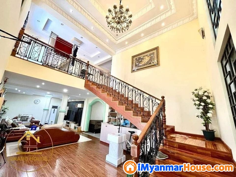 အရှေ့ဒဂုံမြို့နယ် တက္ကသိုလ်ရိပ်မွန်လုံးချင်းအိမ်ရာ၀င်းအတွင်းဈေးတန်အိမ်ကောင်းလေးရောင်းမည် - ရောင်းရန် - ဒဂုံမြို့သစ် အရှေ့ပိုင်း (Dagon Myothit (East)) - ရန်ကုန်တိုင်းဒေသကြီး (Yangon Region) - 4,500 သိန်း (ကျပ်) - S-10483573 | iMyanmarHouse.com