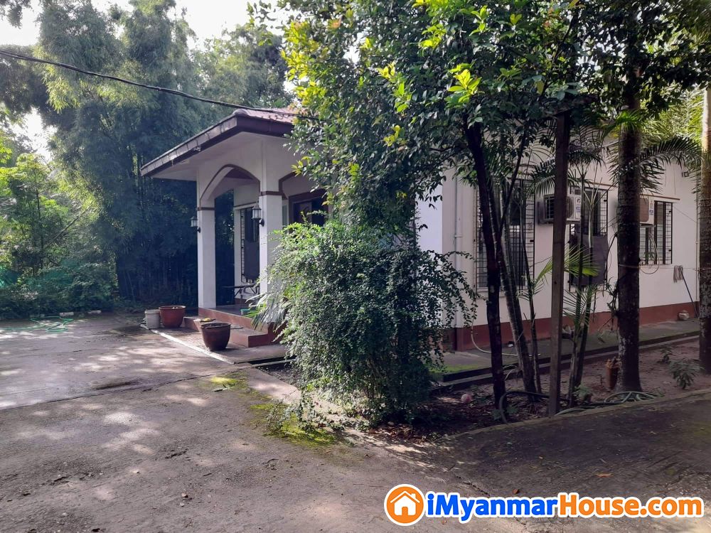 လုံးချင်းအိမ်ရောင်းမည် - ရောင်းရန် - မင်္ဂလာဒုံ (Mingaladon) - ရန်ကုန်တိုင်းဒေသကြီး (Yangon Region) - 4,300 သိန်း (ကျပ်) - S-10529588 | iMyanmarHouse.com
