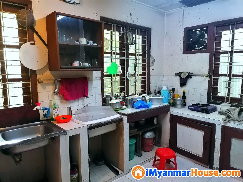 အင်းစိန်​မြို့နယ်မှ စျေးတန် ဘိုးဘွားပိုင်အမည်ပေါက် လုံးချင်းအရောင်း - ရောင်းရန် - အင်းစိန် (Insein) - ရန်ကုန်တိုင်းဒေသကြီး (Yangon Region) - 5,500 သိန်း (ကျပ်) - S-10530001 | iMyanmarHouse.com