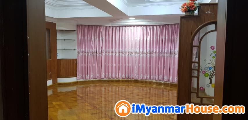 ဒဂုံမြို့နယ် အချက်ချာကျသောနေရာတွင်တည်ရှိသော (၆)လွှာ ကံ့ကော်ကွန်ဒိုအခန်းသန့်လေး ရောင်းမည်။ - ရောင်းရန် - ဒဂုံ (Dagon) - ရန်ကုန်တိုင်းဒေသကြီး (Yangon Region) - 3,200 သိန်း (ကျပ်) - S-10938738 | iMyanmarHouse.com