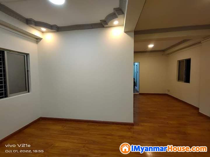 ပထမထပ်ရောင်းပါမယ် - ရောင်းရန် - တောင်ဥက္ကလာပ (South Okkalapa) - ရန်ကုန်တိုင်းဒေသကြီး (Yangon Region) - 880 သိန်း (ကျပ်) - S-10570457 | iMyanmarHouse.com