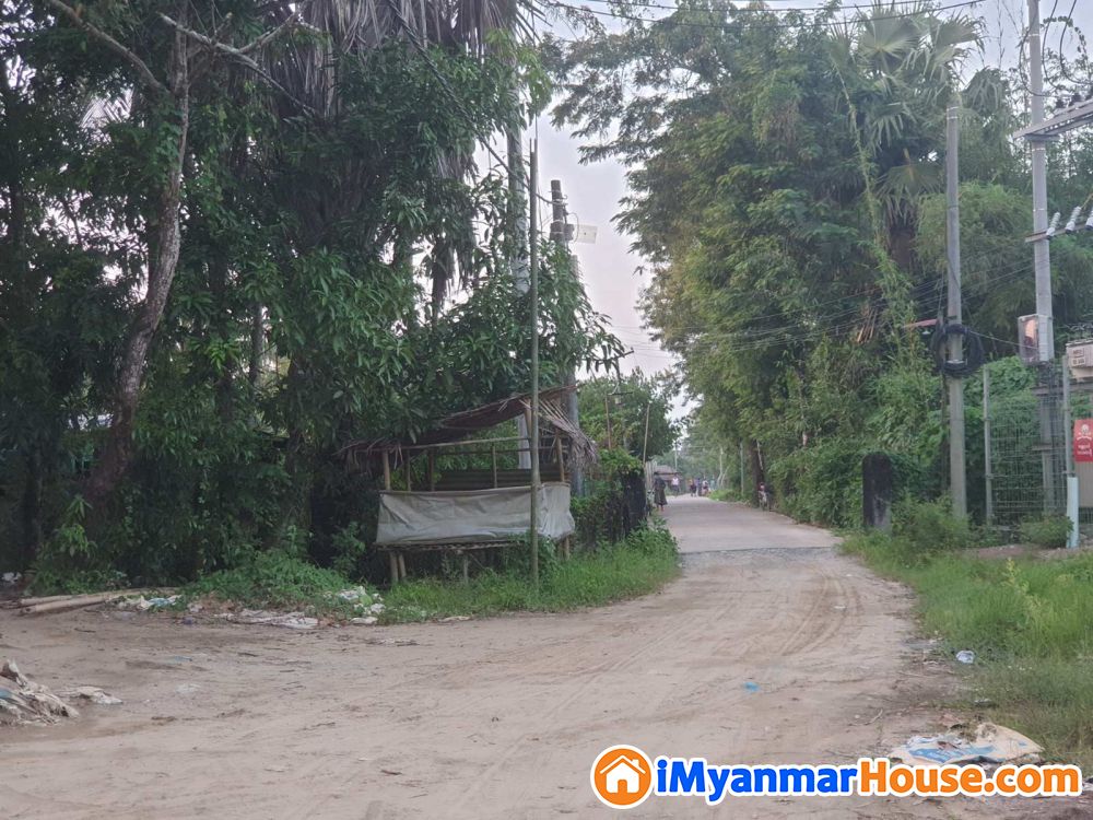 စီးပွားရေးလုပ်ငန်းရှင်များအတွက် ကိုယ်ပိုင်ထရန်စဖာ / ကိုယ်ပိုင်ကုန်ထုတ်လမ်းပါ လုံးချင်း ခြံကျယ်နှင့် ဆန်စက်ကို ပိုင်ရှင်ကိုယ်တိုင်ရောင်းမည် - ရောင်းရန် - ကွမ်းခြံကုန်း (Kungyangon) - ရန်ကုန်တိုင်းဒေသကြီး (Yangon Region) - 25,000 သိန်း (ကျပ်) - S-10617359 | iMyanmarHouse.com