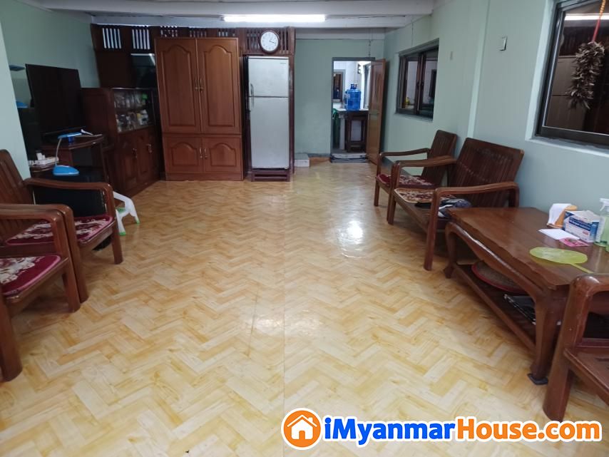 စမ်းချောင်းမြို့နယ် မင်းညွန့်လမ်း(မင်းလမ်း) ရှိ ဟောင်ကောင်၂လွှာကို သက်သာသောဈေးနှုန်းဖြင့်ရောင်းမည်။။ - ရောင်းရန် - စမ်းချောင်း (Sanchaung) - ရန်ကုန်တိုင်းဒေသကြီး (Yangon Region) - 1,450 သိန်း (ကျပ်) - S-10674657 | iMyanmarHouse.com