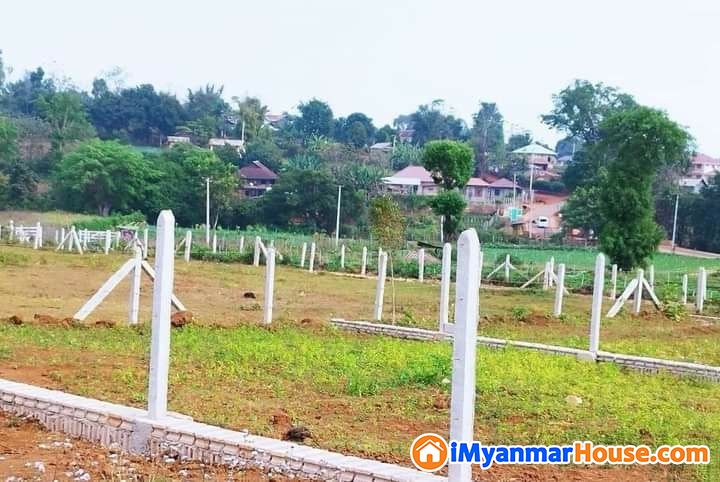 💁‍♂️ ထူးလိ​မ္မော်ခြံအ​ကျော် အ​ရှေ့ ပင်လိမ်မှ View ​ကောင်း ​နေရာ​ကောင်း ​မြေကွက်​လေးများရှိပါတယ် ခင်ဗျာ💁‍♂️ - ရောင်းရန် - ပြင်ဦးလွင် (Pyin Oo Lwin) - မန္တလေးတိုင်းဒေသကြီး (Mandalay Region) - 130 သိန်း (ကျပ်) - S-10942942 | iMyanmarHouse.com
