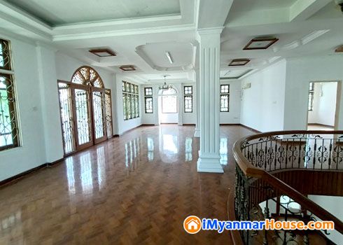 သင်္ဃန်းကျွန်းမြို့နယ်၊ သုဝဏ္ဏ VIP 2 ရှိ RC2 လုံးချင်းအိမ်ရောင်းမည်............... - ရောင်းရန် - သင်္ဃန်းကျွန်း (Thingangyun) - ရန်ကုန်တိုင်းဒေသကြီး (Yangon Region) - 13,000 သိန်း (ကျပ်) - S-10961053 | iMyanmarHouse.com