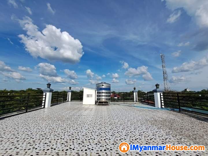 မြောက်ဒဂုံတွင်ရှိသော ထုထည်ကြီးမားသည့် ပေ (40×60) 3RC လုံးချင်းတိုက်အရောင်း - ရောင်းရန် - ဒဂုံမြို့သစ် မြောက်ပိုင်း (Dagon Myothit (North)) - ရန်ကုန်တိုင်းဒေသကြီး (Yangon Region) - 6,500 သိန်း (ကျပ်) - S-10982783 | iMyanmarHouse.com
