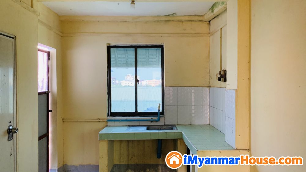 တိုက်ခန်းအရောင်း - ရောင်းရန် - တောင်ဥက္ကလာပ (South Okkalapa) - ရန်ကုန်တိုင်းဒေသကြီး (Yangon Region) - 480 သိန်း (ကျပ်) - S-11013166 | iMyanmarHouse.com
