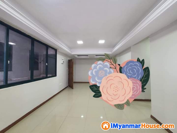 ကမာရွတ်မြို့နယ် ဒိုင်းမွန်းကွန်ဒို ရှိ အခန်းတွေရောင်းမယ်နော် - ရောင်းရန် - ကမာရွတ် (Kamaryut) - ရန်ကုန်တိုင်းဒေသကြီး (Yangon Region) - 2,200 သိန်း (ကျပ်) - S-11021409 | iMyanmarHouse.com