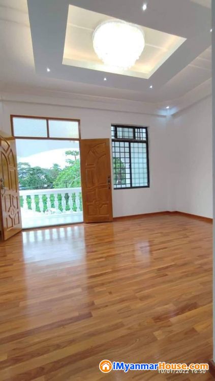 🏠 လုံးချင်းတိုက်ပြင်ဆင်ပီးရောင်းမည် 🏠 မြောက်ဒဂုံမြို့နယ် 31 ရပ်ကွက် တွင်ပြင်ဆင်ပီး🏠 20×70 ပေကျယ် ဂရမ်မိတ္တူ S.p ရမည် 🏠 Master 3 ခန်း Single 1 ခန်း 🏠 - For Sale - ဒဂုံမြို့သစ် မြောက်ပိုင်း (Dagon Myothit (North)) - ရန်ကုန်တိုင်းဒေသကြီး (Yangon Region) - 3,500 Lakh (Kyats) - S-11021833 | iMyanmarHouse.com