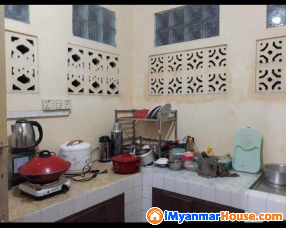 အရှေ့ဒဂုံမြို့နယ်ရှိ ပေ 40'× 60' လုံးချင်းနှစ်ထပ်အိမ်လေး အမြန်ရောင်းမည် - ရောင်းရန် - ဒဂုံမြို့သစ် အရှေ့ပိုင်း (Dagon Myothit (East)) - ရန်ကုန်တိုင်းဒေသကြီး (Yangon Region) - 2,670 သိန်း (ကျပ်) - S-11124321 | iMyanmarHouse.com