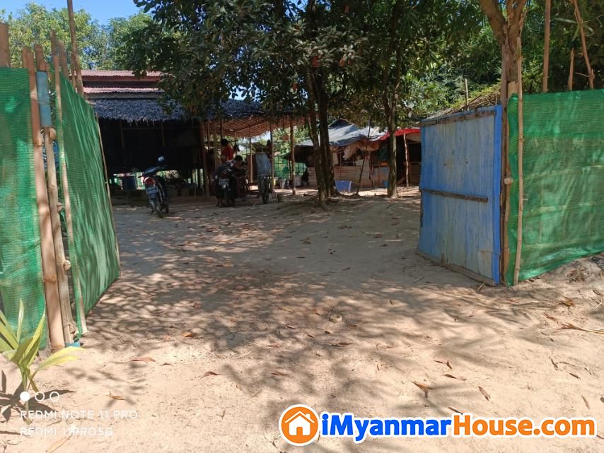 အိမ်၂လုံး
ခြံကျယ်မယ် - ရောင်းရန် - သံလျင် (Thanlyin) - ရန်ကုန်တိုင်းဒေသကြီး (Yangon Region) - 100 သိန်း (ကျပ်) - S-11091228 | iMyanmarHouse.com