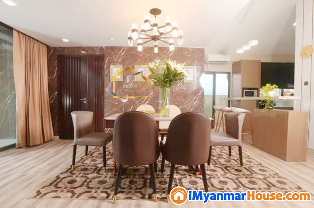 (2300-Sqft)အကျယ်၊ တောင်ဥက္ကလာပမြို့နယ်၊ ဟံသာဝတီလမ်းမ တွင် Penthouse ခန်း ရောင်းရန်ရှိ - ရောင်းရန် - တောင်ဥက္ကလာပ (South Okkalapa) - ရန်ကုန်တိုင်းဒေသကြီး (Yangon Region) - 3,250 သိန်း (ကျပ်) - S-11140170 | iMyanmarHouse.com