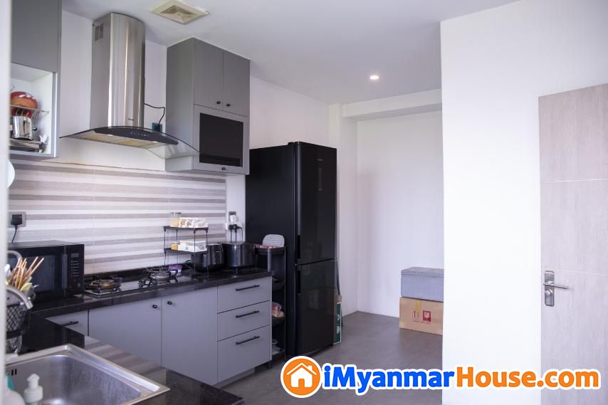 Real Home Residence ရှိ ရှားပါး 1550 Sqft အခန်းလေး အမြန်ရောင်းမည် - ရောင်းရန် - မရမ်းကုန်း (Mayangone) - ရန်ကုန်တိုင်းဒေသကြီး (Yangon Region) - 3,600 သိန်း (ကျပ်) - S-11144769 | iMyanmarHouse.com
