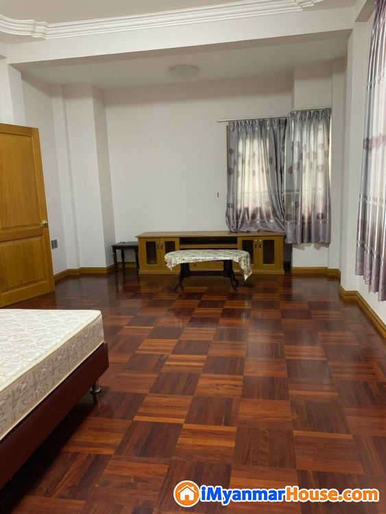 Parami Residence တွင် လုံးချင်းအိမ်ရောင်းရန်ရှိသည် - ရောင်းရန် - လှိုင် (Hlaing) - ရန်ကုန်တိုင်းဒေသကြီး (Yangon Region) - 38,000 သိန်း (ကျပ်) - S-11161416 | iMyanmarHouse.com