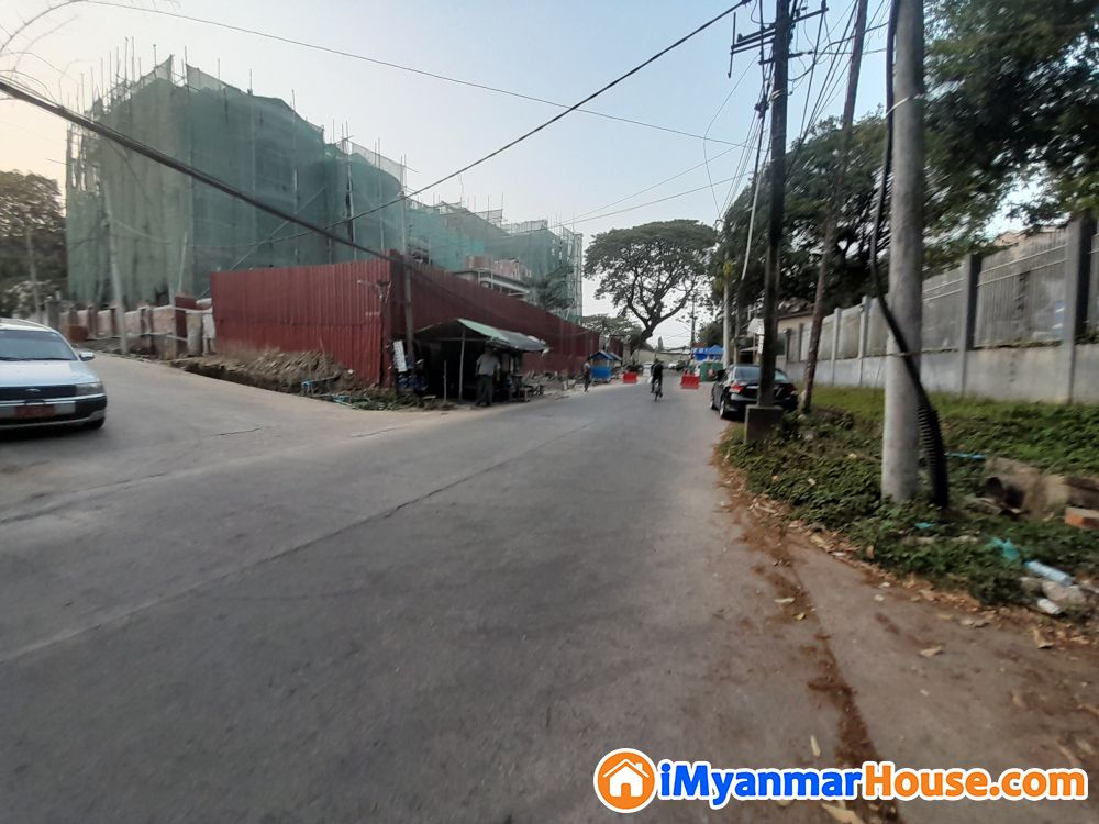 ရွေတောင်ကြား မြေကျယ်ကျယ်မာ စားသောက်ဆိုင်ဖွင့်ရန်သင့်တော် လုံးချင်းအငှား - For Sale - ဗဟန်း (Bahan) - ရန်ကုန်တိုင်းဒေသကြီး (Yangon Region) - 160 Lakh (Kyats) - S-11171674 | iMyanmarHouse.com