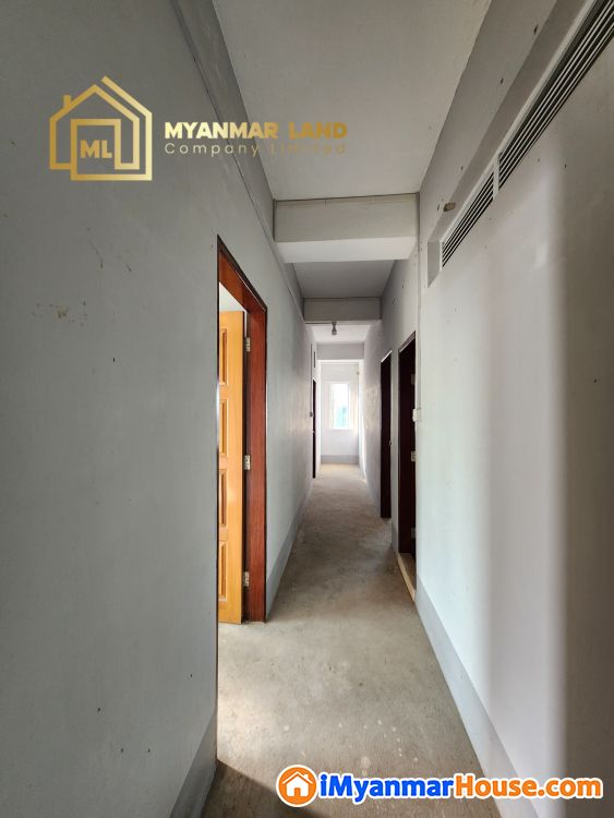 Bahan Condo - ရောင်းရန် - ဗဟန်း (Bahan) - ရန်ကုန်တိုင်းဒေသကြီး (Yangon Region) - 4,500 သိန်း (ကျပ်) - S-11181144 | iMyanmarHouse.com